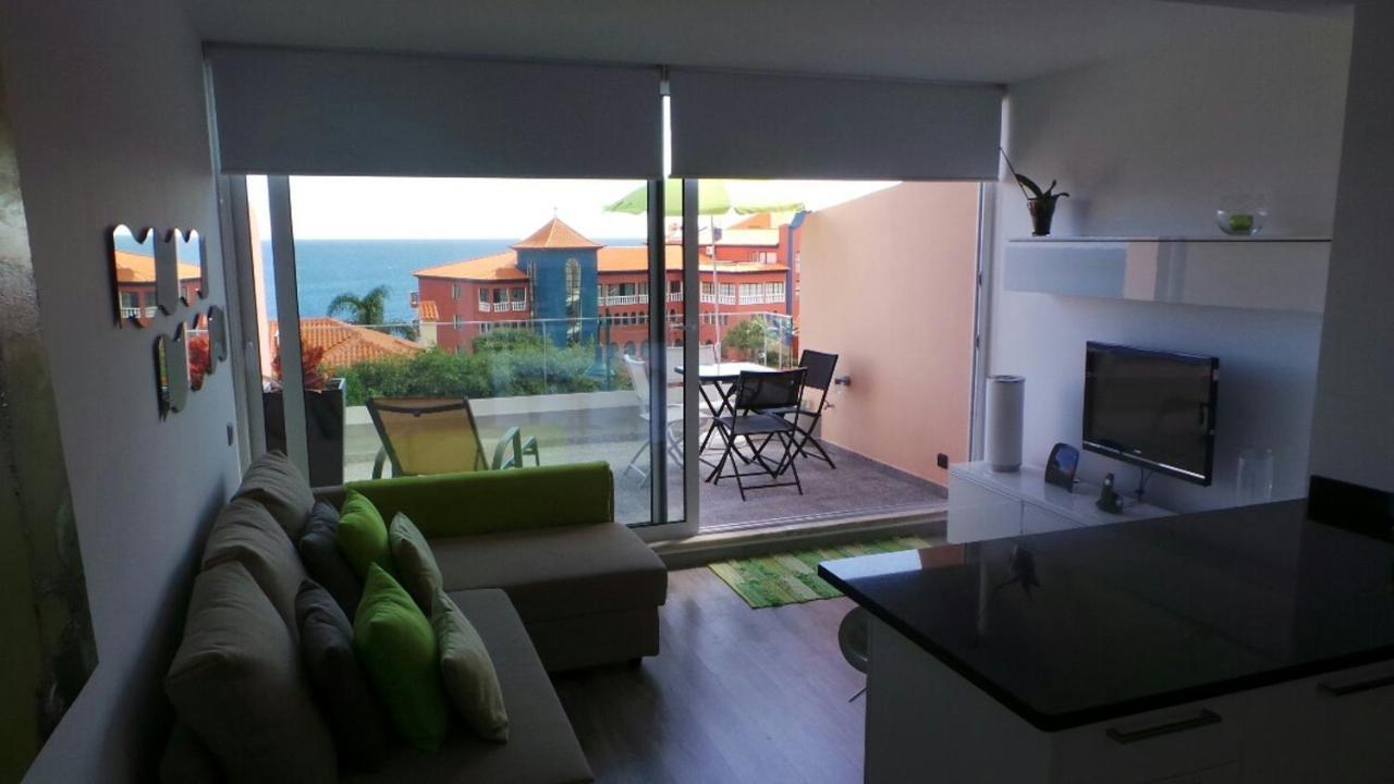 Ventur Balcony Apartment Canico  Room photo